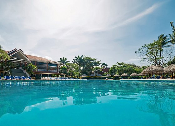 Occidental Tamarindo