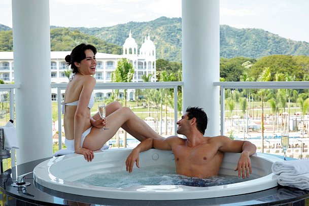 RIU Palace Costa Rica - Wohnbeispiel Suite Jacuzzi (Zimmercodierung WB1)