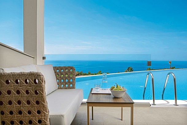 Ajul Luxury Hotel & Spa Resort