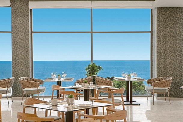 Ajul Luxury Hotel & Spa Resort