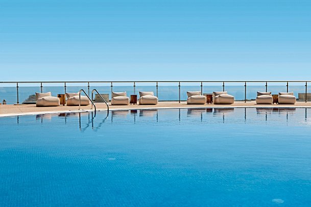 Ajul Luxury Hotel & Spa Resort