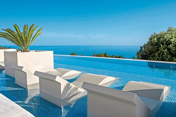 Ajul Luxury Hotel & Spa Resort