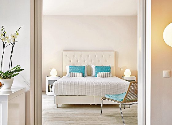Domes Noruz Kassandra - Wohnbeispiel Suite seitl. Meerblick Ivory (Zimmercodierung WBN)