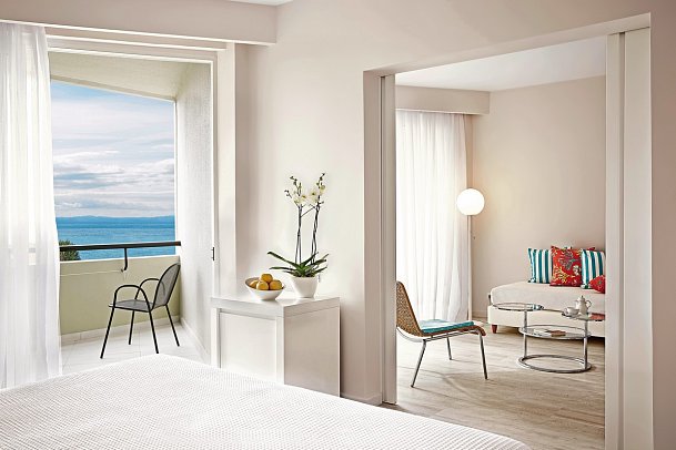 Domes Noruz Kassandra - Wohnbeispiel Suite seitl. Meerblick Ivory (Zimmercodierung WBN)