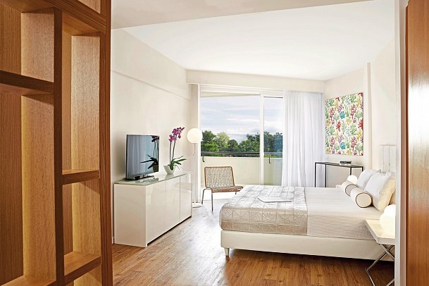 Domes Noruz Kassandra - Wohnbeispiel Doppelzimmer seitl. Meerblich Ivory Retreat (Zimmercodierung D1N)