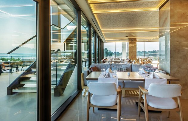 Ammoa Luxury Hotel & Spa Resort