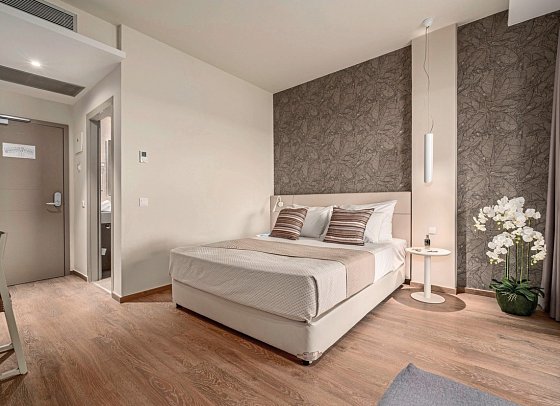 Ammon Zeus Luxury Beach Hotel - Wohnbsp. Doppelzi. Premium Meeresfront (Zimmercodierung DMO)