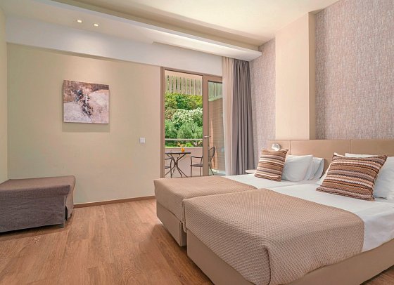 Ammon Zeus Luxury Beach Hotel - Wohnbeispiel Economy Gartenblick (Zimmercodierung DEG)