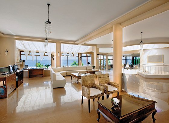 Alia Palace