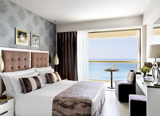Sani Beach - Wohnbeispiel Doppelzimmer Meerblick (Zimmercodierung D1M)