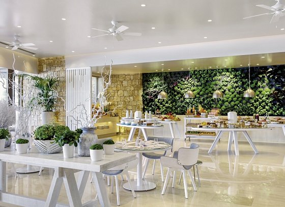 Sani Club - Restaurant „Pines