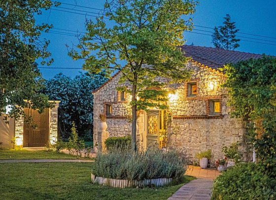 Petrino Eco Village