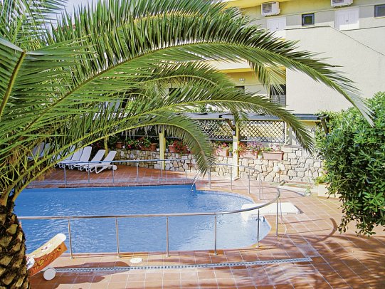 Elia Appartements Afitos