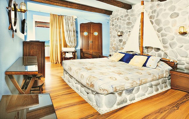 Antigoni Seaside Resort