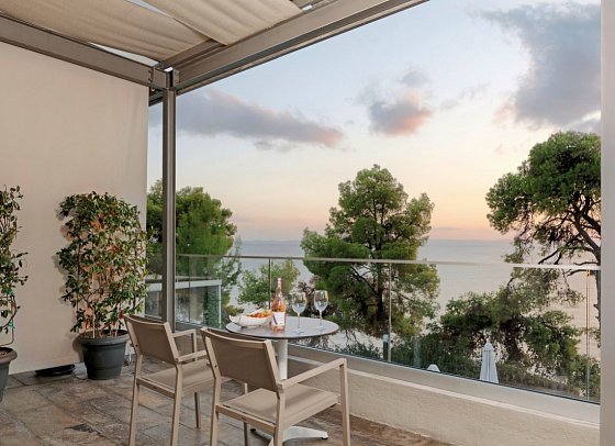 Casa Bloo - Wohnbeispiel Juniorsuite Meerblick (Zimmercodierung JBM)