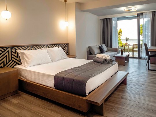 Casa Bloo - Wohnbeispiel Juniorsuite Meerblick (Zimmercodierung JBM)