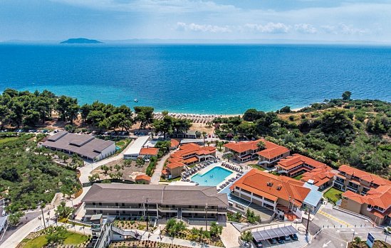 Lagomandra Beach Hotel