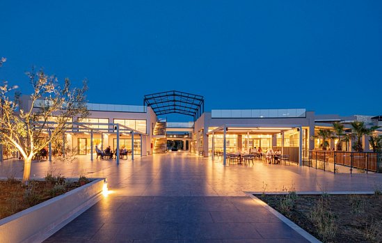 Portes Lithos Luxury Resort