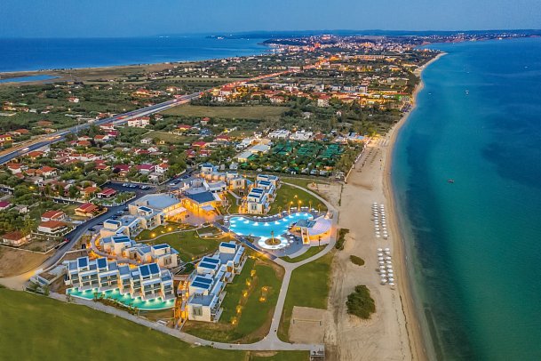 Portes Lithos Luxury Resort