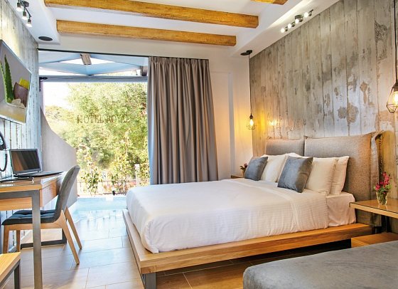 Royal Hotel and Suites - Wohnbeispiel Juniorsuite Privatpool (Zimmercodierung J1R)