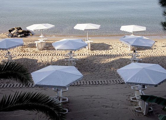 Porfi Beach