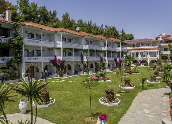 Porfi Beach