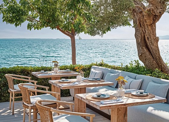Ikos Olivia - Ouzo Restaurant