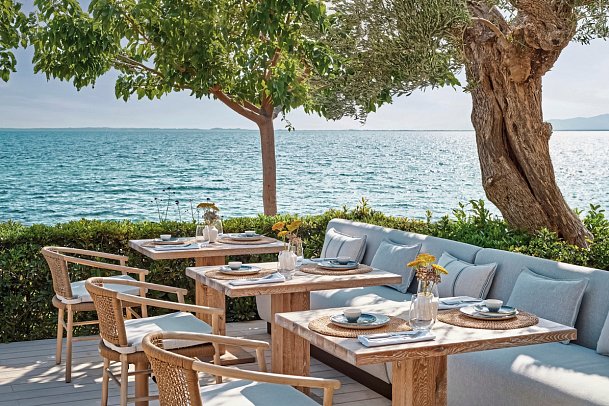 Ikos Olivia - Ouzo Restaurant