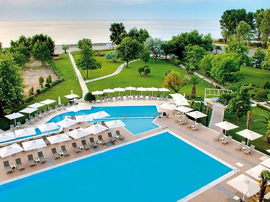 Olympian Bay Grand Resort