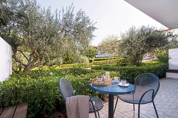 Hotel Alexandros Palace - Doppelzimmer Gartenblick (Zimmercodierung D6G)