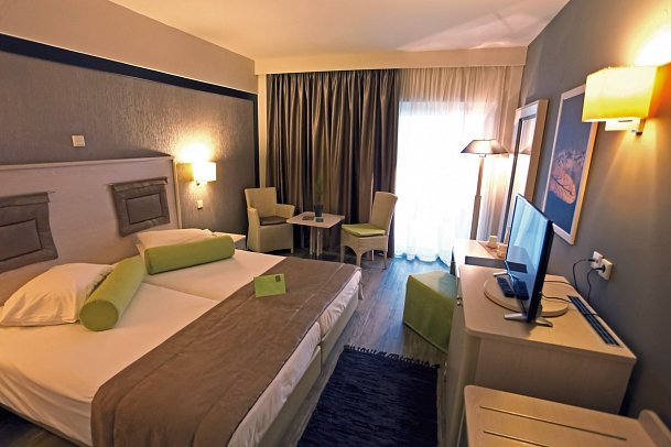 Dion Palace Resort & Spa - Doppelzimmer Landblick (Zimmercodierungen D1N, DBL & DEG)