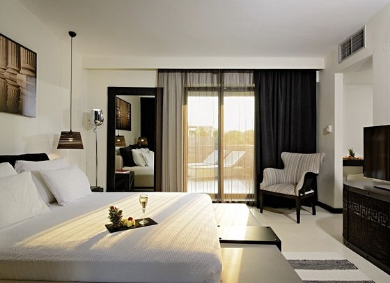 Dion Palace Resort & Spa - Wohnbeispiel Bungalow Meeresfront (Zimmercodierung BBO)