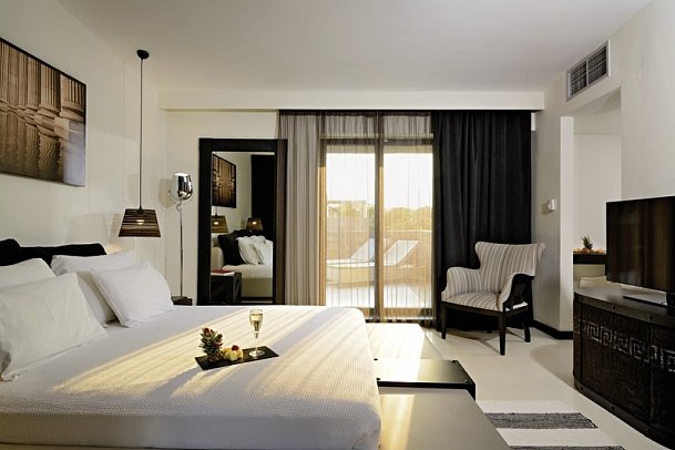 Dion Palace Resort & Spa - Wohnbeispiel Bungalow Meeresfront (Zimmercodierung BBO)