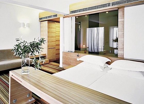 Doryssa Seaside Resort - Wohnbeispiel Doppelzimmer Deluxe Gartenblick (Zimmercodierung DDG)