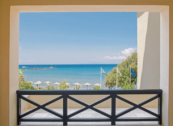 Samaina Inn - Wohnbeispiel Doppelzimmer Meeresfront (Zimmercodierung DBO)