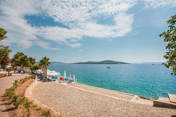 Amadria Park Camping Trogir (by Happy Camp)