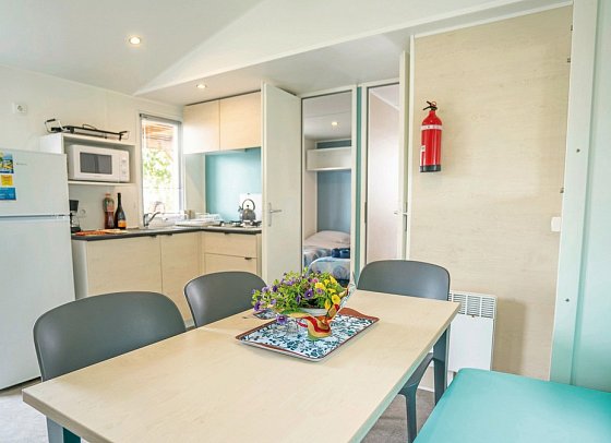Amadria Park Camping Trogir (by Happy Camp) - Wohnbeispiel Mobilheim Happy Premium (Zimmercodierung CM1)