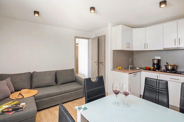 Camp Almissa - Wohnbeispiel Mobilheim Relax (Zimmercodierungen BB1, BB2, BB4, BB5 & BB6)