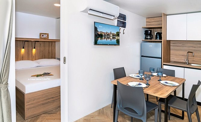 Camp Almissa - Wohnbeispiel Adria Superior (Zimmercodierungen CS & CS2)