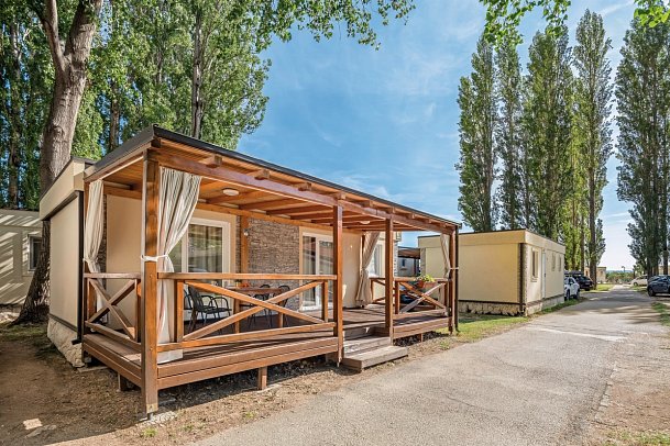 Camp Almissa - Wohnbeispiel Mobilheim Relax (Zimmercodierungen BB1, BB2, BB4, BB5 & BB6)