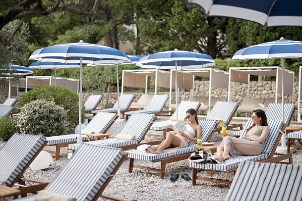 Bluesun Hotel Marina - Maestral Beach Club Brela