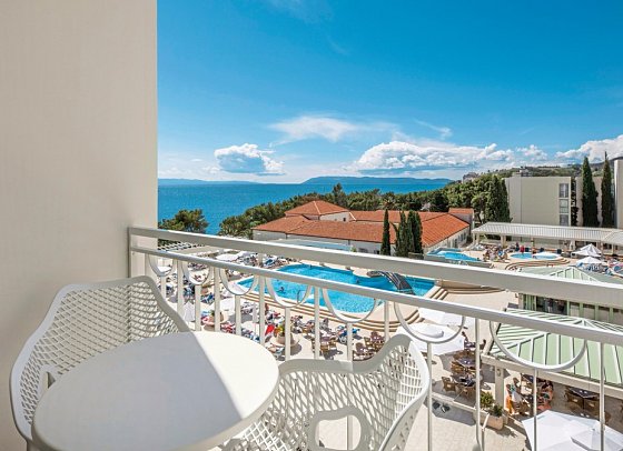 Bluesun Hotel Alga - Beispiel Balkon Doppelzimmer Meerseite (Zimmercodierungen DBC & DC5)