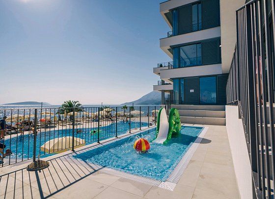 Morenia Beach Resort