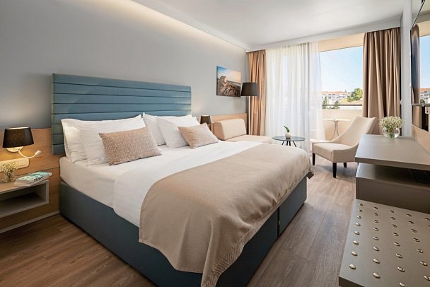 Valamar Meteor Hotel - Wohnbeispiel Zimmer für 2 plus 1 (Zimmercodierung DB2)