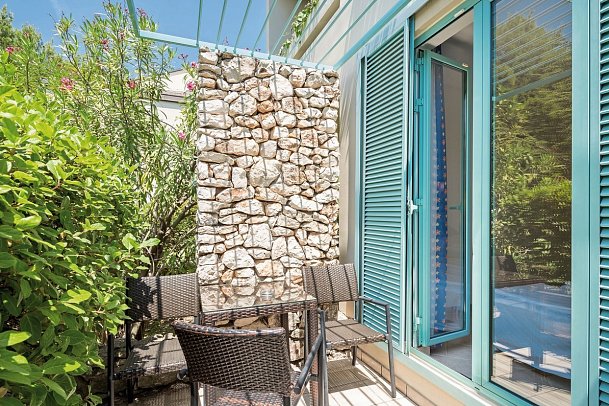 Bretanide Sport & Wellness Resort - Wohnbeispiel Terrasse Familienzimmer (Zimmercodierungen FB1 & FB2)