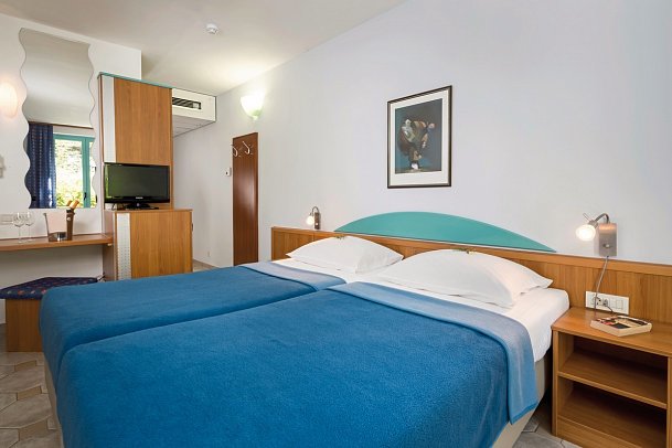 Bretanide Sport & Wellness Resort - Wohnbeispiel Doppelzimmer (Zimmercodierungen DB1, DC1, DE1, DB2, DE2, EB1, DBM, E1M, FE1 & FE2)