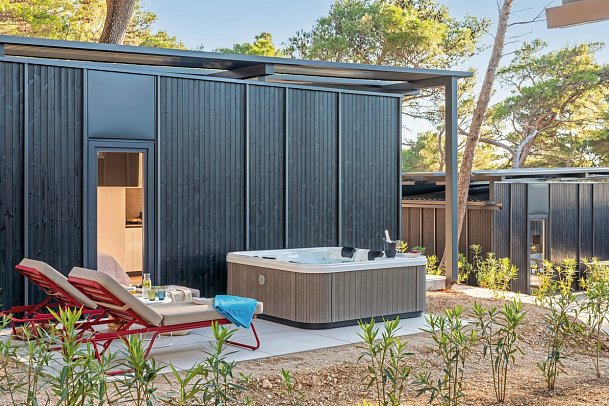 Pinadria Camping Resort - Mobilheim Terrasse Mobilheim Glamping Escape (Zimmercodierung CB1)