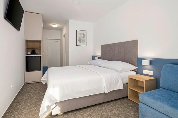 Holiday Resort Alemaris - Wohnbeipsiel Doppelzimmer (Zimmercodierung DB1)