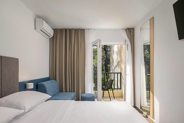 Holiday Resort Alemaris - Doppelzimmer Nebengebäude (Zimmercodierungen D1V & D2V)