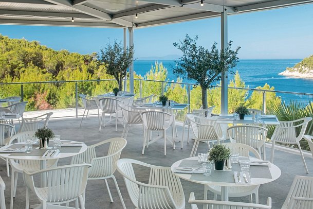 Gava Waterman Milna Resort